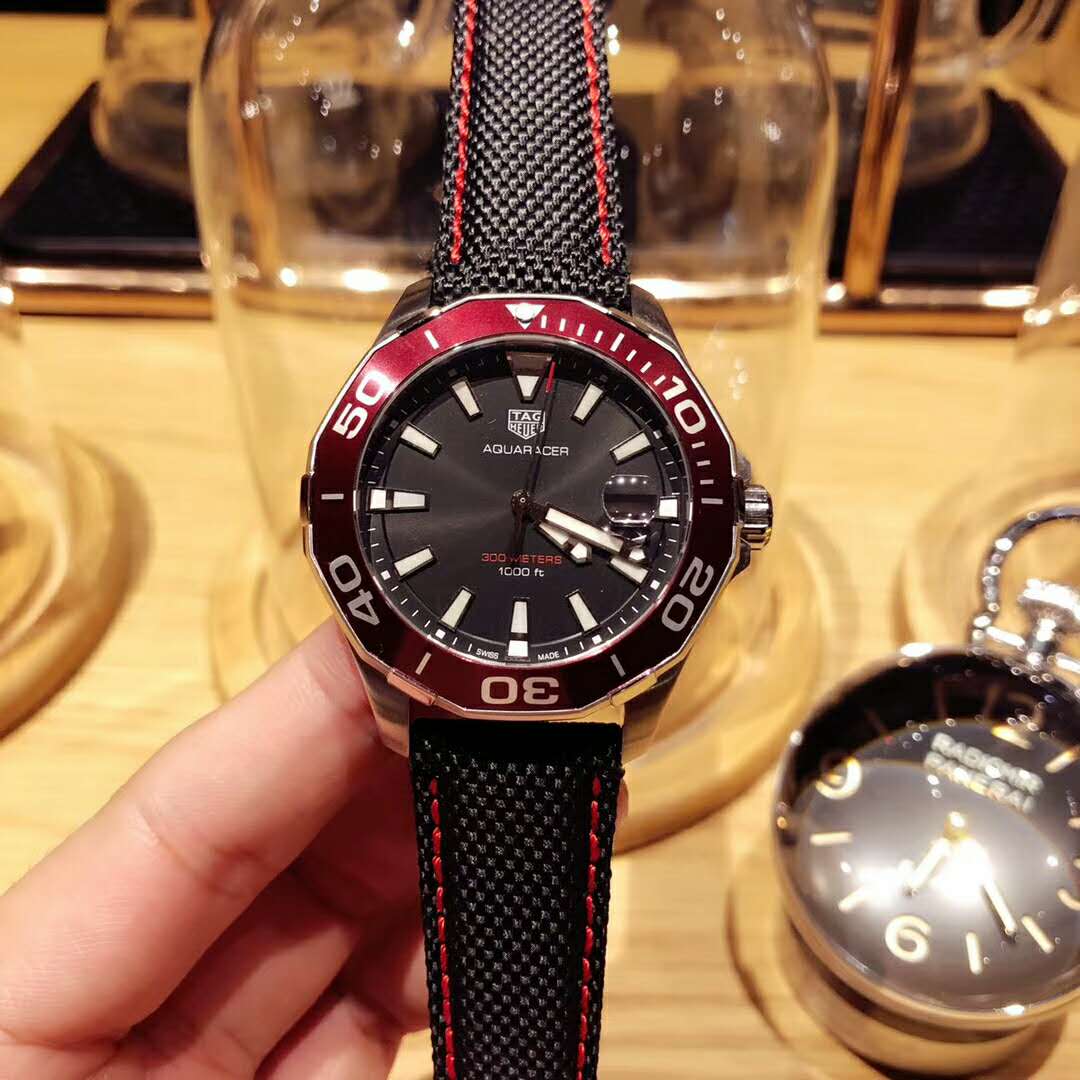 泰格豪雅 硬貨泰格豪雅競潛系列 李易峰同款腕錶