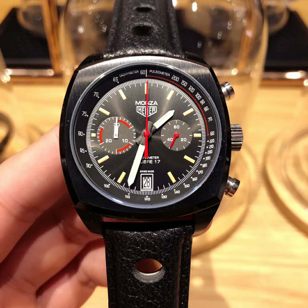 TAG豪雅 摩納哥系列 個性方形款 腕錶